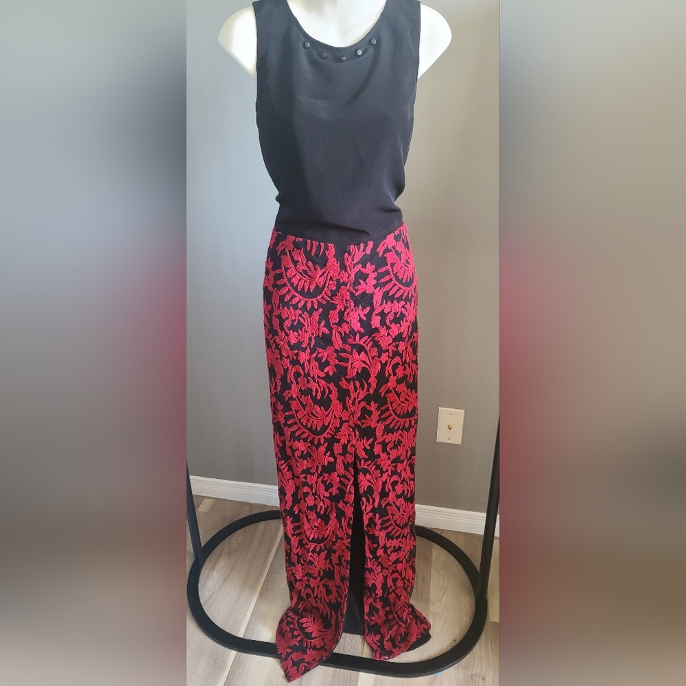 Alice + Olivia Red Black Brocade Skirt 0